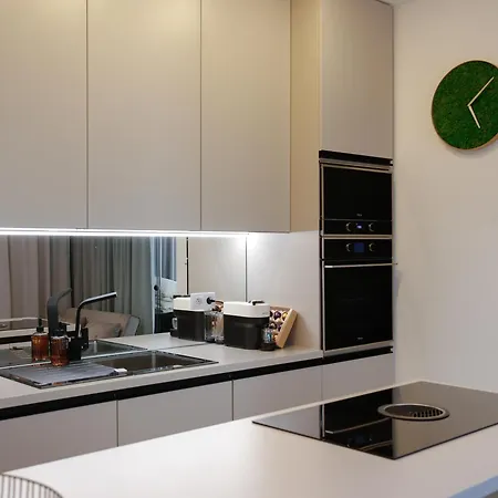 Manderlux - Center Μπρατισλάβα