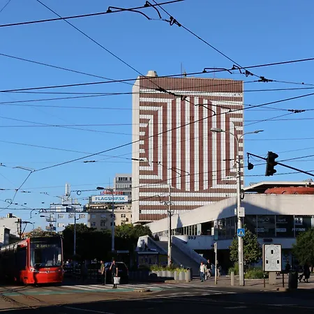 Manderlux - Center Μπρατισλάβα